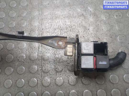 Кронштейн (лапа крепления) FO2214595 на Ford Fusion 2002-2012