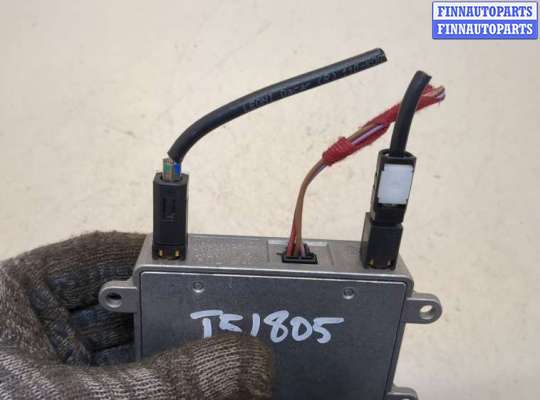 купить Усилитель антенны на Mercedes CLK W209 2002-2010