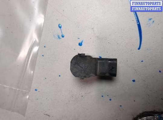 Датчик парктроника на Volkswagen Passat B7 (36)