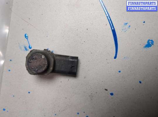 Датчик парктроника на Volkswagen Passat B7 (36)