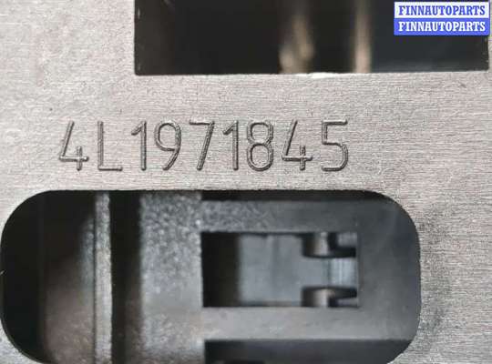 купить Блок предохранителей на Audi Q7 2005-2015