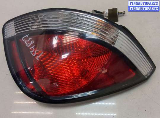 Фонарь задний на Kia Rio II (JB)