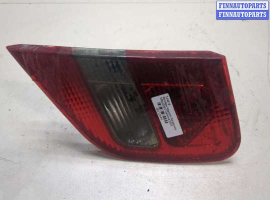 купить Фонарь крышки багажника на Mitsubishi Carisma