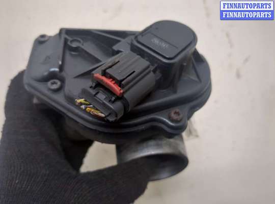 Заслонка дроссельная на Ford Focus II