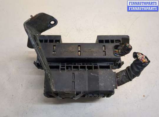 купить Блок предохранителей на Nissan Terrano 2 1993-2006