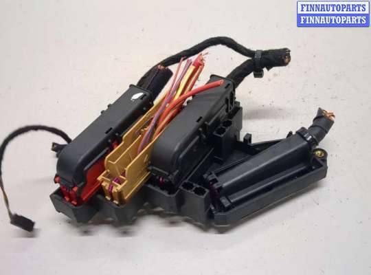 купить Блок предохранителей на Audi Q7 2005-2015