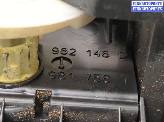 купить Переключатель отопителя (печки) на Volkswagen Transporter 5 2003-2015