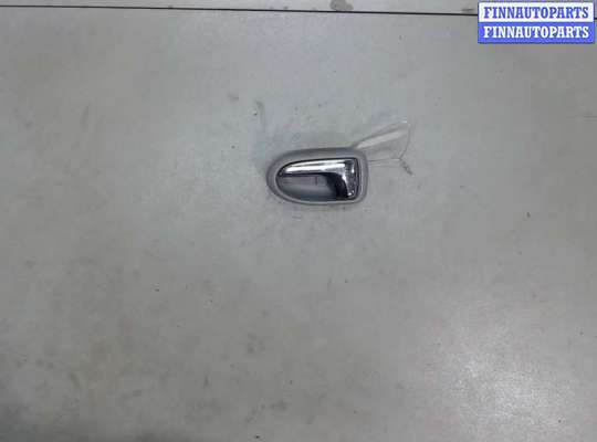 купить Ручка двери салона на Mazda Premacy 1999-2005