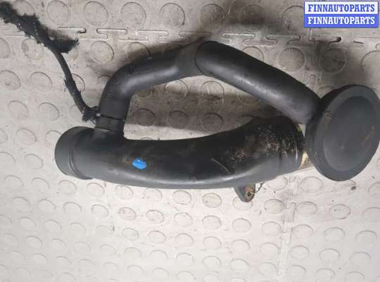 купить Патрубок интеркулера на Volkswagen Transporter 4 1991-2003