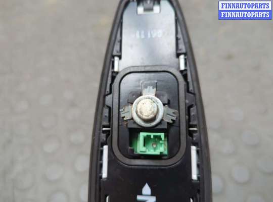 купить Антенна на Toyota RAV 4 2012-2019