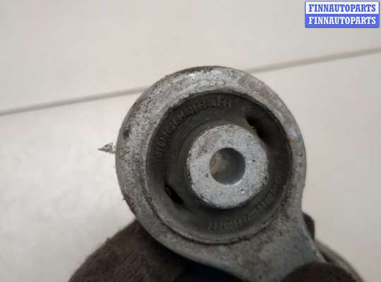 купить Ступица (кулак, цапфа) на Audi A4 (B6) 2000-2006