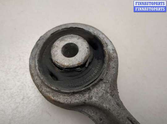 купить Ступица (кулак, цапфа) на Audi A4 (B6) 2000-2006