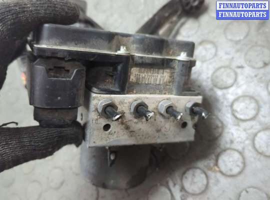 Блок ABS на BMW X3 (E83)