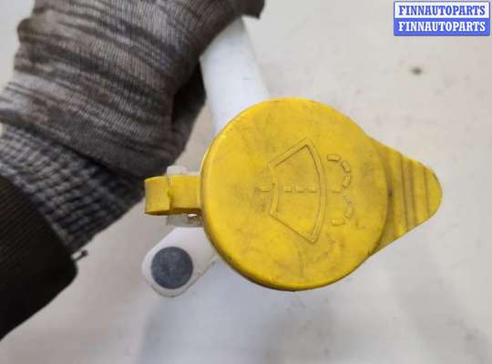 купить Горловина заливная бачка омывателя на Nissan Navara 2004-2015