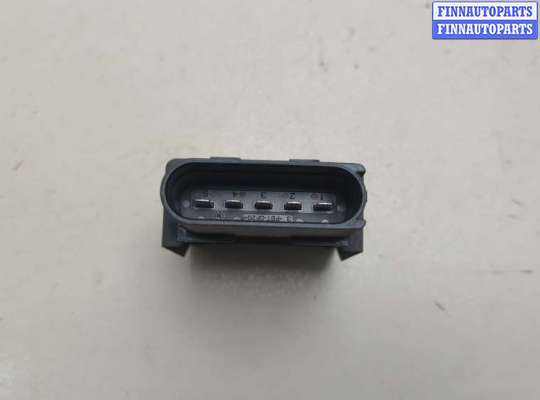 купить Блок управления топливным насосом на Volkswagen Jetta 7 2018-2024