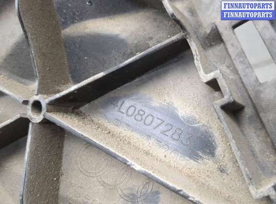 купить Кронштейн бампера на Audi Q7 2005-2015