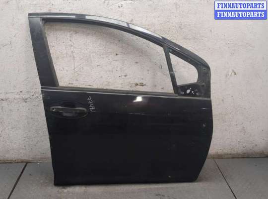Дверь боковая на Toyota Yaris P13
