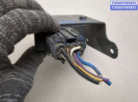 купить Блок управления топливным насосом на Land Rover Range Rover Evoque 2011-2018