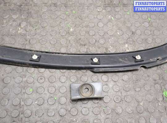 купить Жабо под дворники (дождевик) на Volkswagen Passat 3 1988-1993