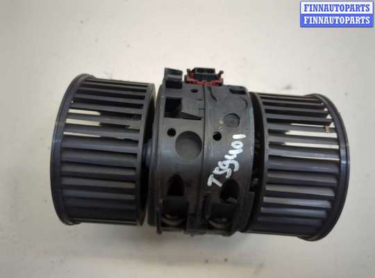 Двигатель отопителя (моторчик печки) RN1557628 на Renault Megane 3 2009-2016