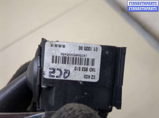 купить Переключатель поворотов на Volkswagen Golf 5 2003-2009