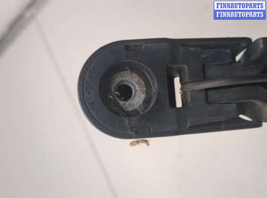 купить Щеткодержатель на Mitsubishi Grandis