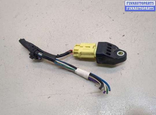 купить Датчик удара на Toyota Camry V40 2006-2011