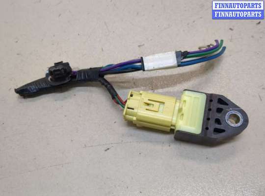 купить Датчик удара на Toyota Camry V40 2006-2011