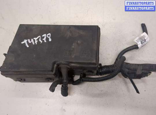 Блок реле FO1958813 на Ford Kuga 2008-2012