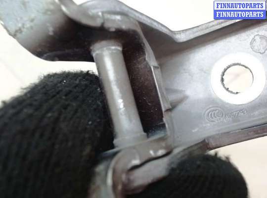Петля двери на Infiniti QX56 II / QX80 (Z62) 