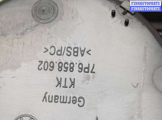 купить Рамка под кулису на Volkswagen Touareg 2010-2014