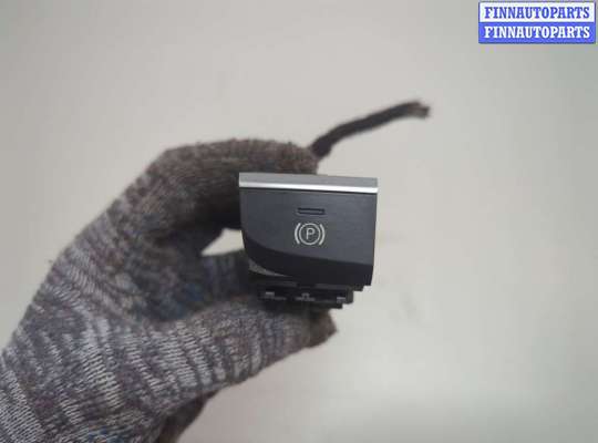 Кнопка стояночного тормоза (ручника) AU1733521 на Audi A3 (8V) 2012-2020