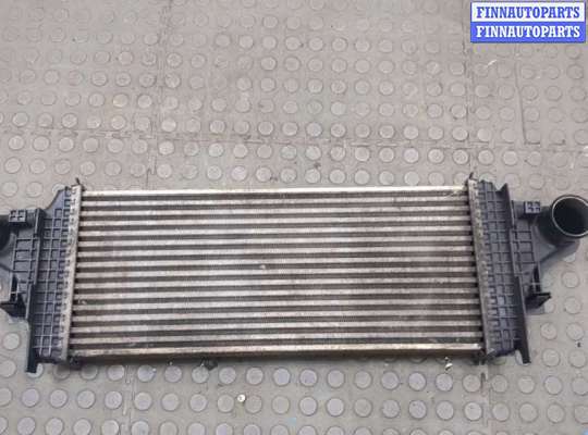 Радиатор интеркулера MB1575760 на Mercedes ML W164 2005-2011