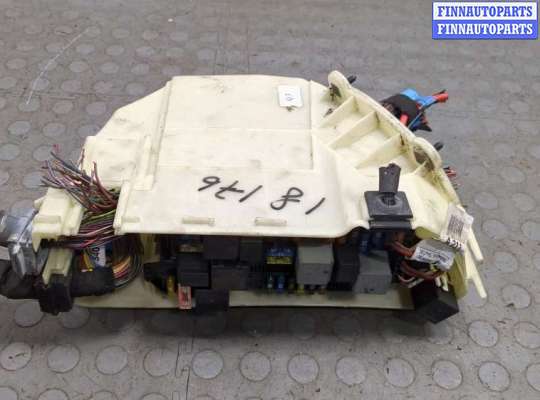 Блок предохранителей MB1658181 на Mercedes CLS C219 2004-2010