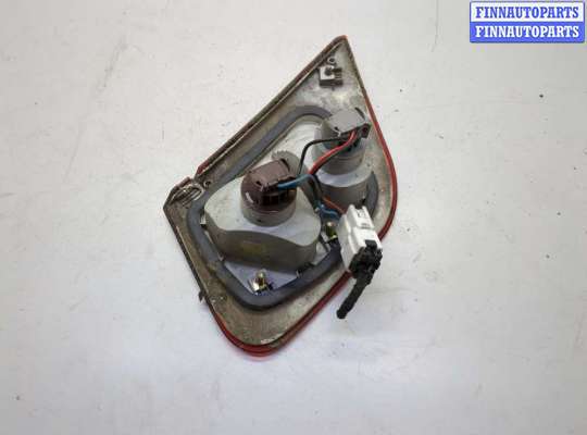 купить Фонарь крышки багажника на Mitsubishi Carisma 1995-2004
