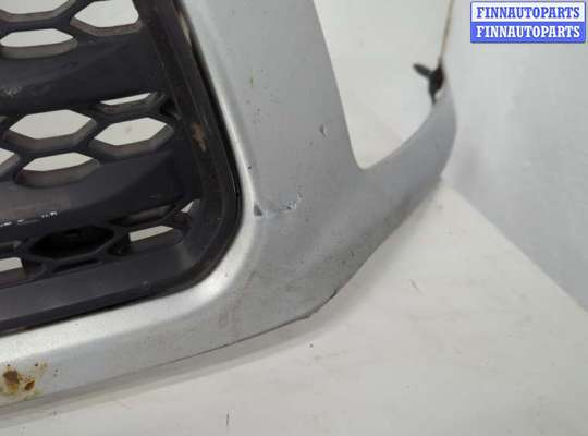 купить Решетка радиатора на Toyota RAV 4 2000-2005