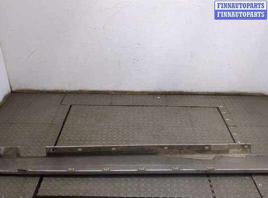 купить Накладка на порог на Mercedes C W204 2006-2015