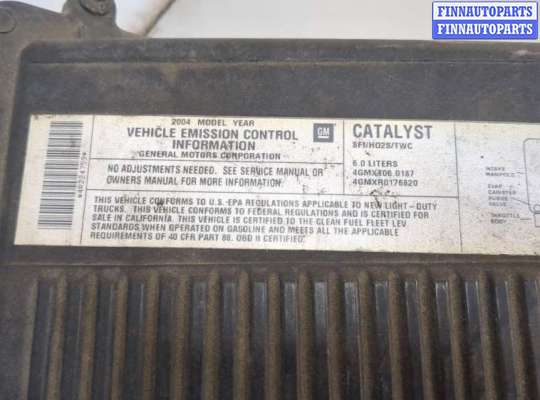 Корпус воздушного фильтра на Cadillac Escalade II (GMT 800)