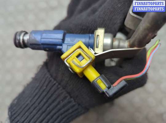 Форсунка топливная на Opel Omega B