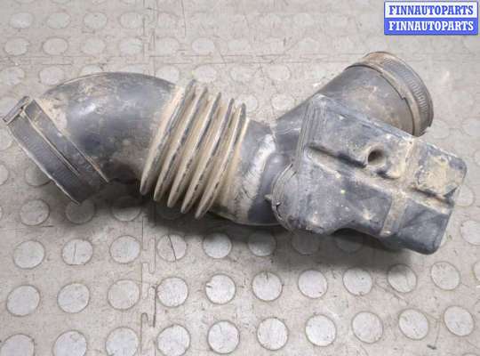 Патрубок корпуса воздушного фильтра SUY5902 на Subaru Tribeca (B9) 2004-2014