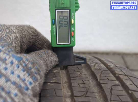 купить Шина на Mini Cooper (F56) 2013-2024