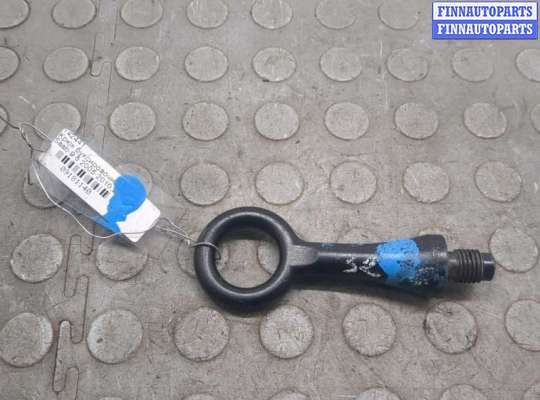 Крюк буксировочный