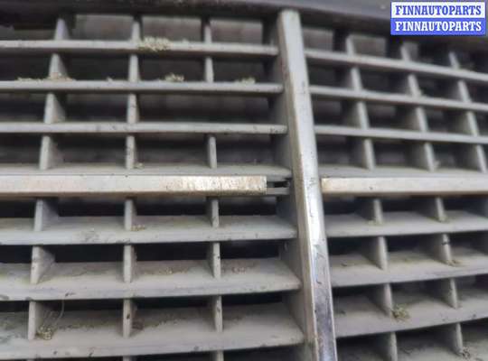 купить Решетка радиатора на Mercedes C W202 1993-2001