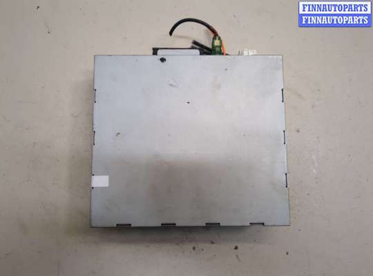 купить Блок управления радиоприемником на Volkswagen Touareg 2010-2014