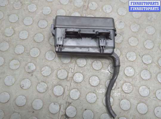купить Блок реле на Toyota Avensis 2 2003-2008