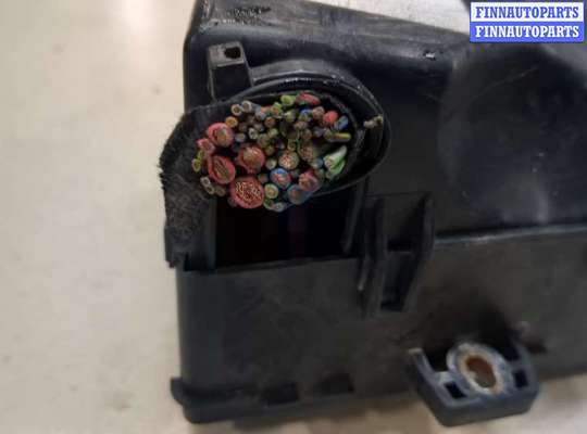 Блок предохранителей FO1457858 на Ford Kuga 2008-2012