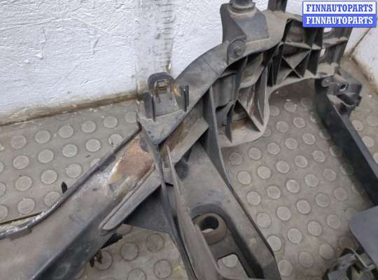 купить Рамка передняя (телевизор) на Ford Kuga 2008-2012