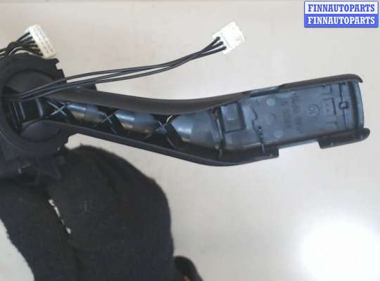 купить Переключатель поворотов и дворников (стрекоза) на Skoda Octavia (A5) 2004-2013