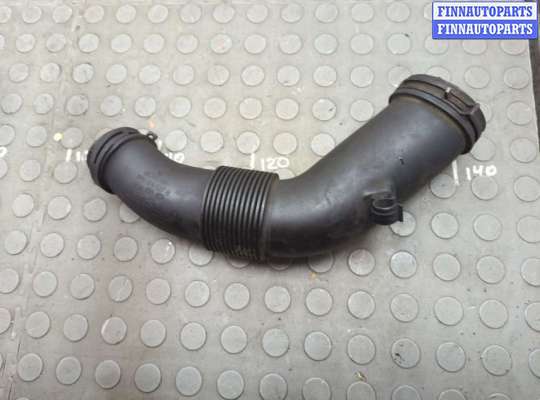 купить Патрубок корпуса воздушного фильтра на Volkswagen Touareg 2010-2014