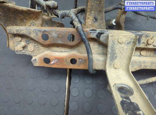 купить Рамка передняя (телевизор) на Nissan Navara 2004-2015